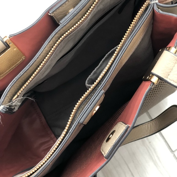 Vince Camuto purse - Picture 5 of 8